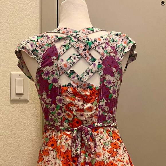 Anthropologie Dresses & Skirts - Meave by Anthropologie Lace-Up Back Dress